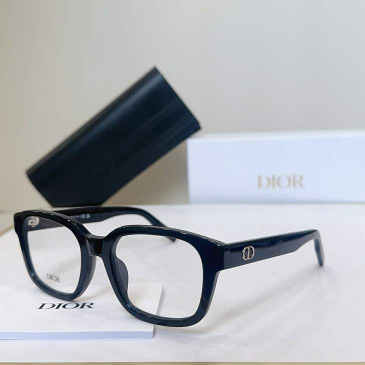 Picture of Dior Sunglasses _SKUfw76770532fw